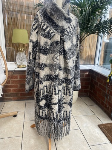 Made italy unique - in, aztec